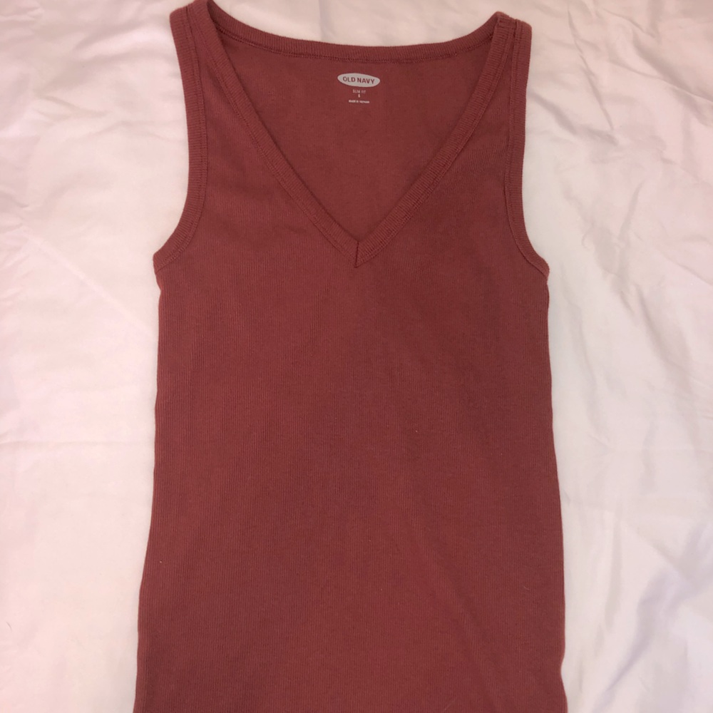 Old navy vneck tank